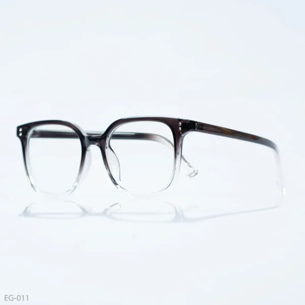 EG-011 - Sleek Black Gradient Wayfarer Frame Eyeglasses