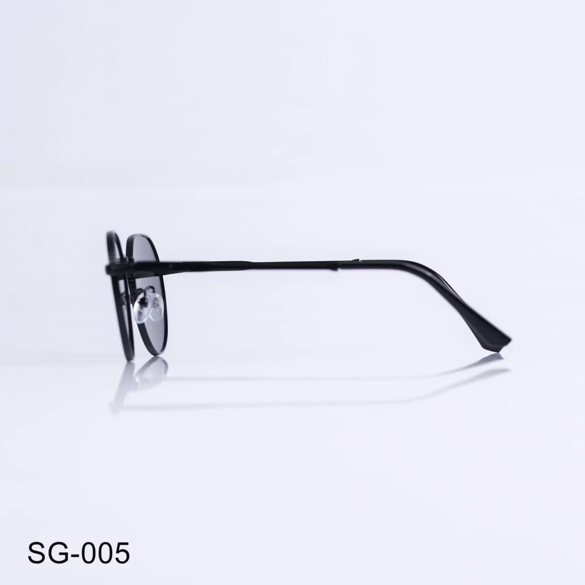 SG-005 - Trendy Black Metal Frame Round Sunglasses