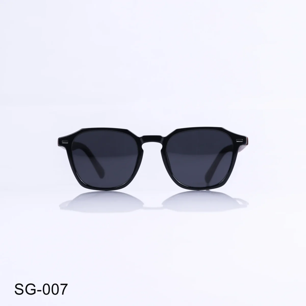 SG-007 - Retro Look Black Sunglasses with Wooden Temples