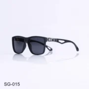 SG-015 - Bold Rectangle Sunglasses Black Frame with Stylish Metal Detailing