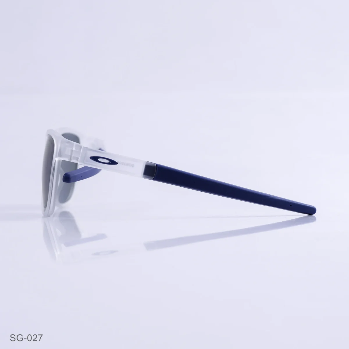 SG-027 - Stylish Clear Frame Wayfarer Sunglasses with Blue Temples