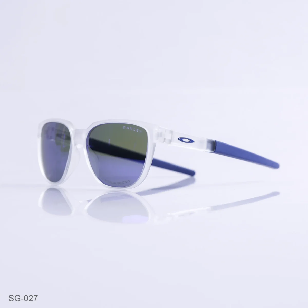 SG-027 - Stylish Clear Frame Wayfarer Sunglasses with Blue Temples