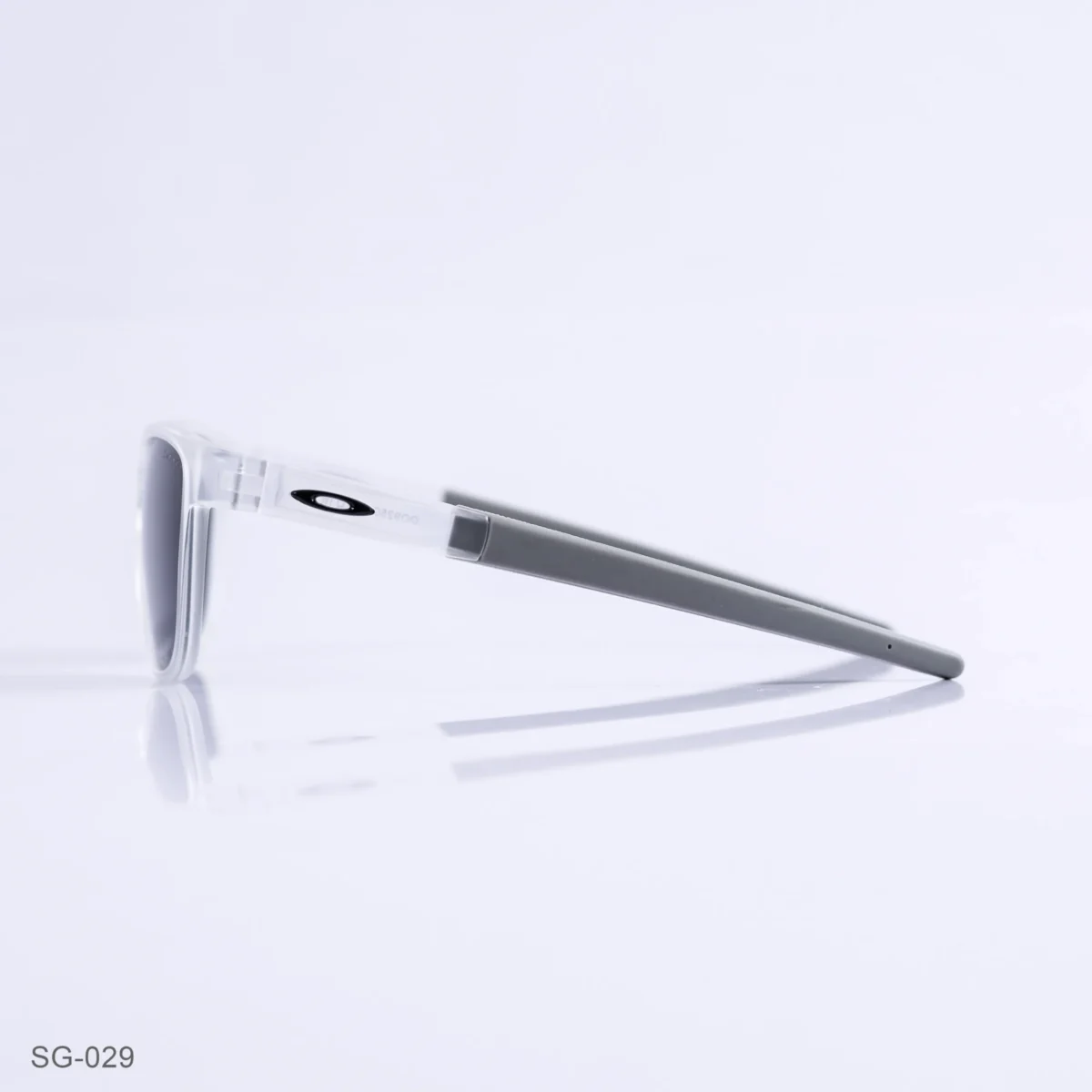 SG-029 - Stylish Transparent White Frame Wayfarer Sunglasses with Gray Temples