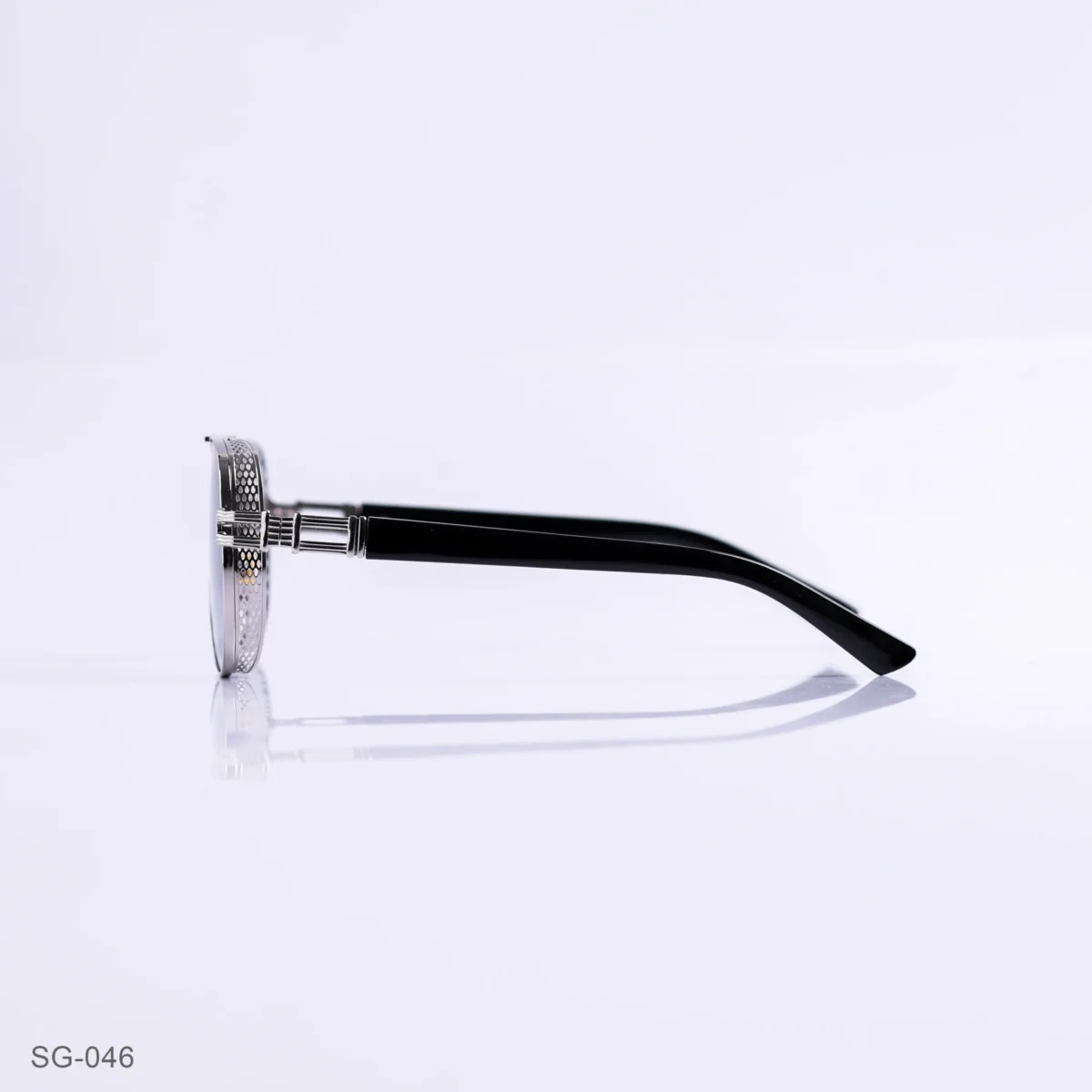 SG-046 - Stylish Gradient Lens Premium Classic Silver Frame Aviators