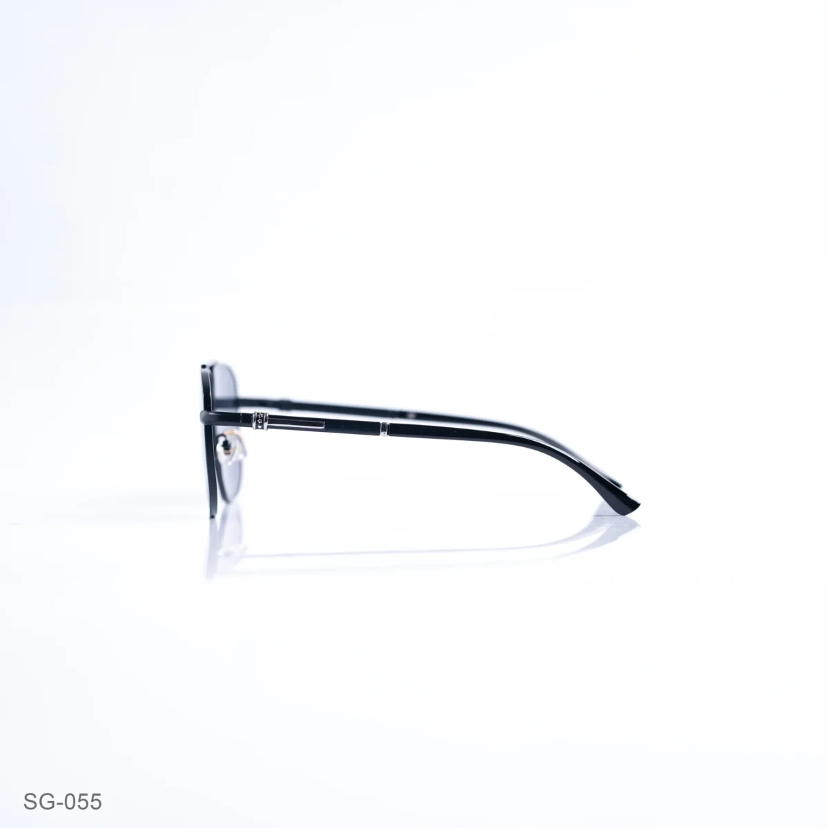 SG-055 - Modern Black Finish Premium Geometric Sunglasses